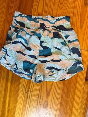 Women’s Printed Athletic Shorts - Navy & Teal Wave